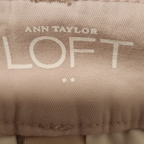 LOFT Capris - Picture 2 of 8